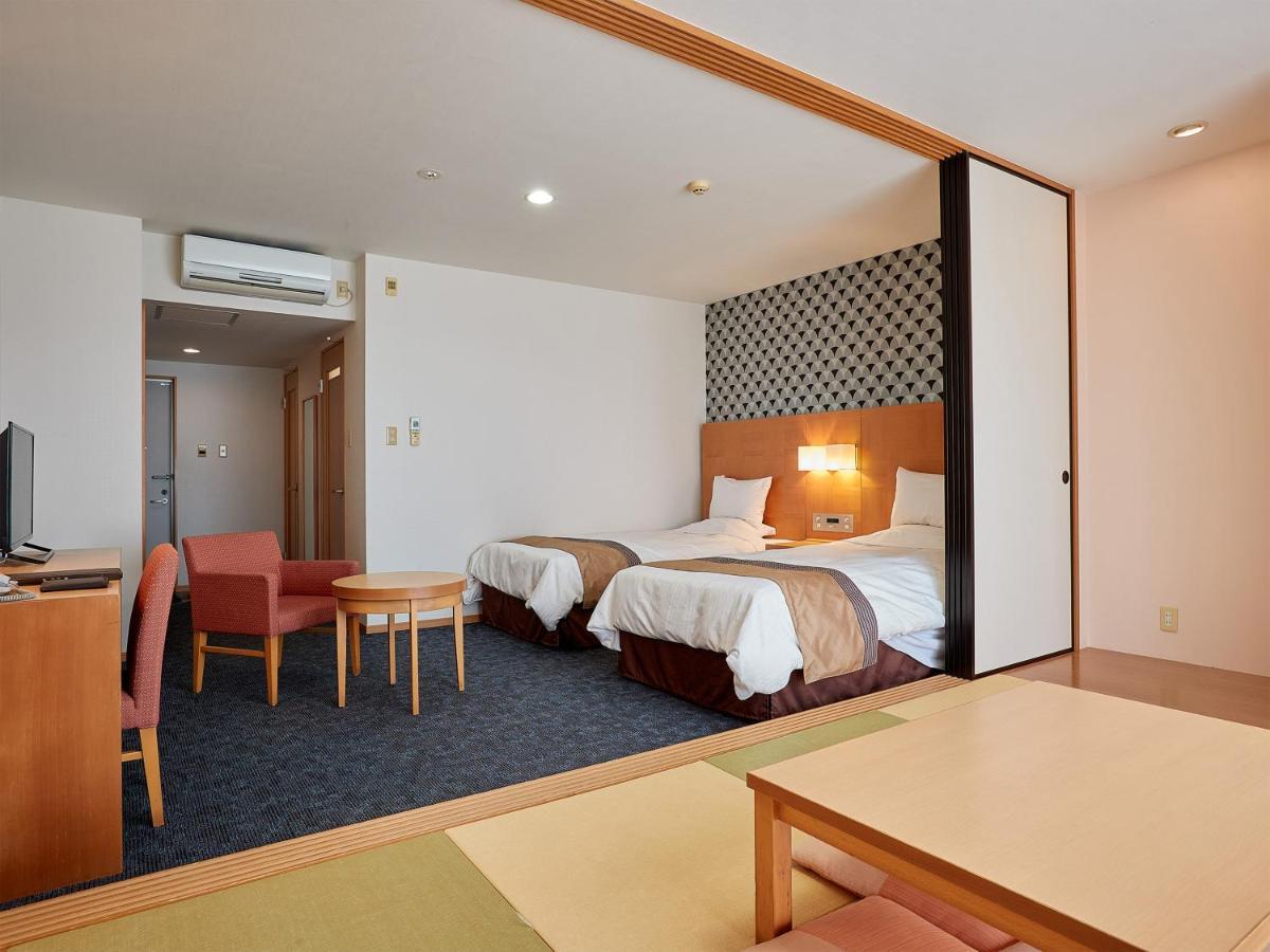 Hotel Murasakimura Yomitan Εξωτερικό φωτογραφία